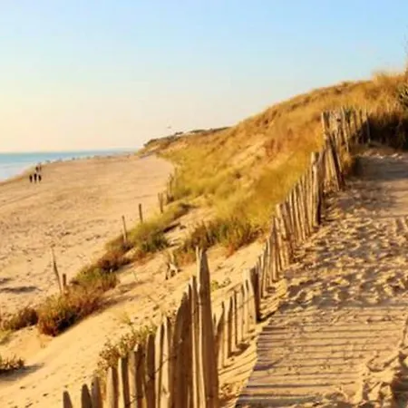 Hébergement de vacances Maison D'une Chambre A Marie De Re A 600 M De La Plage Avec Terrasse Amenagee Et Wifi Sainte-Marie-de-Ré