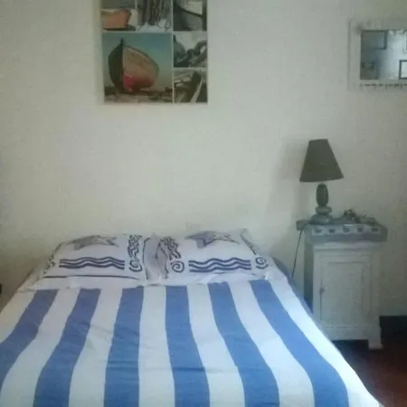 Maison D'une Chambre A Marie De Re A 600 M De La Plage Avec Terrasse Amenagee Et Wifi *